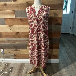 Elegant Red and Cream Sleeveless Dress